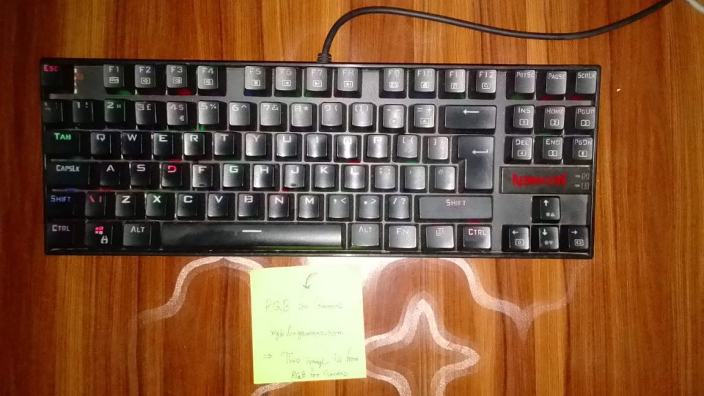 Redragon K552 Kumara Keycaps surface