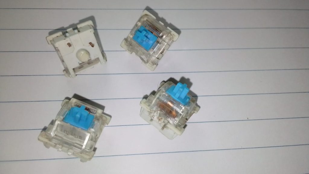 Redragon K552 Kumara mechanical switches