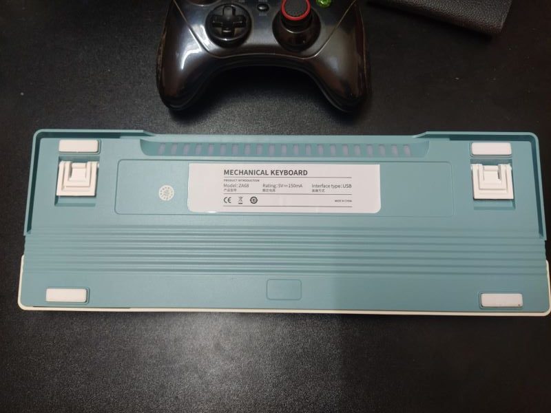 Back side of Zifriend ZA68 Mechanical Keyboard