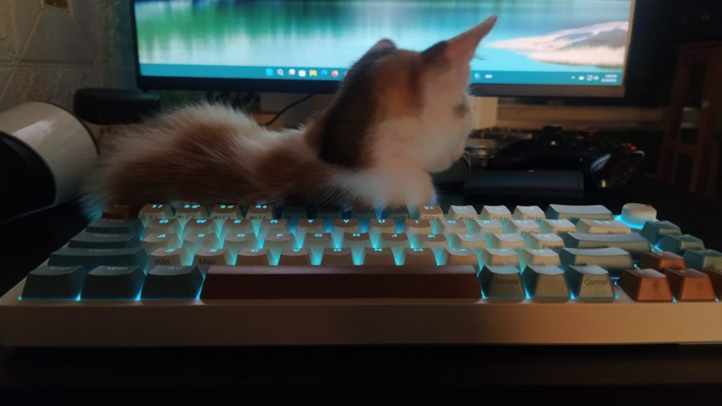 how can i change the color of my LED keyboard